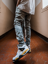 Load image into Gallery viewer, Belted Denim