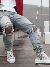 Load image into Gallery viewer, Chain Denim
