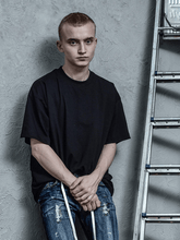 Load image into Gallery viewer, Black Oversized Tee
